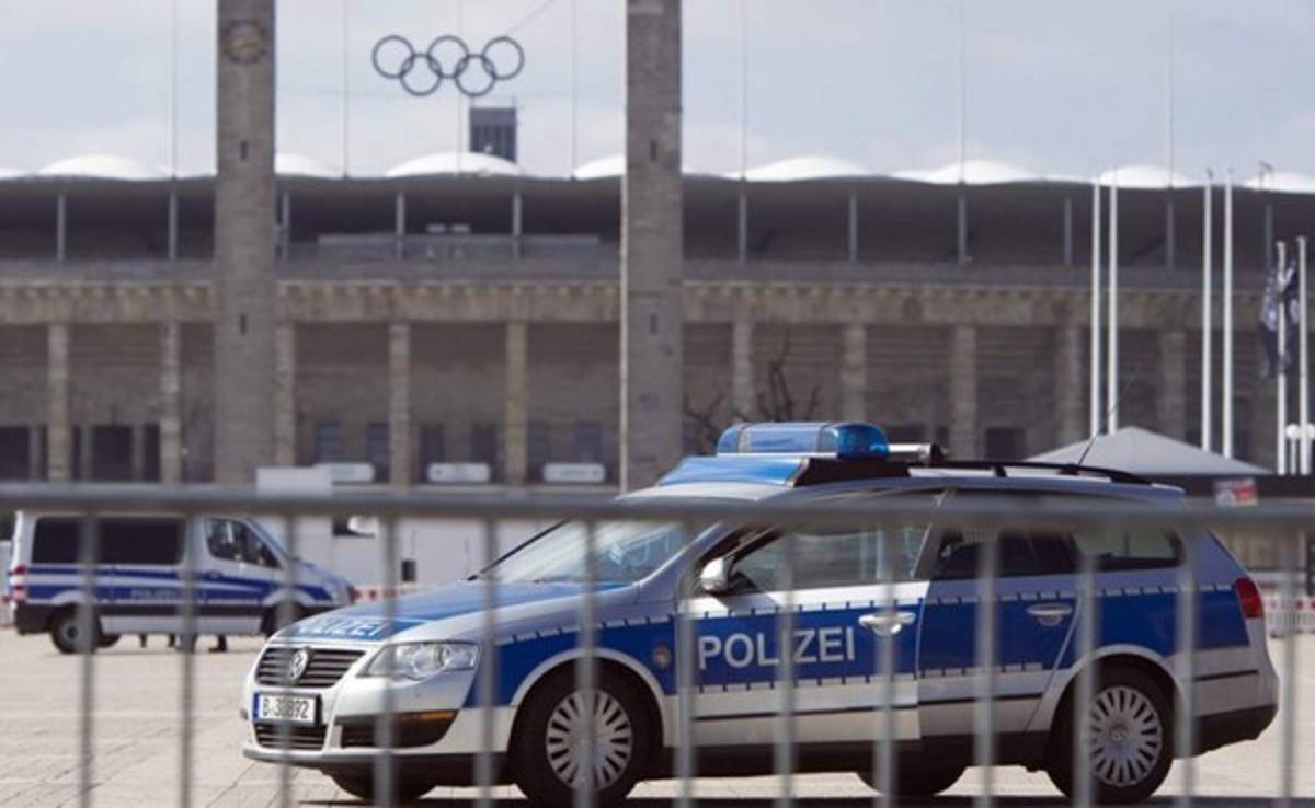 Refuerzan la seguridad ante el partido entre Alemania e Inglaterra en el Olympiastadion
