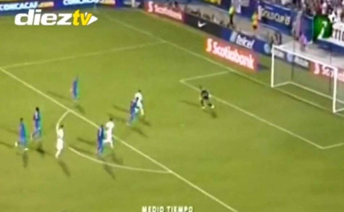 VIDEO: Impresionate salvada de Donis Escober ante Estados Unidos