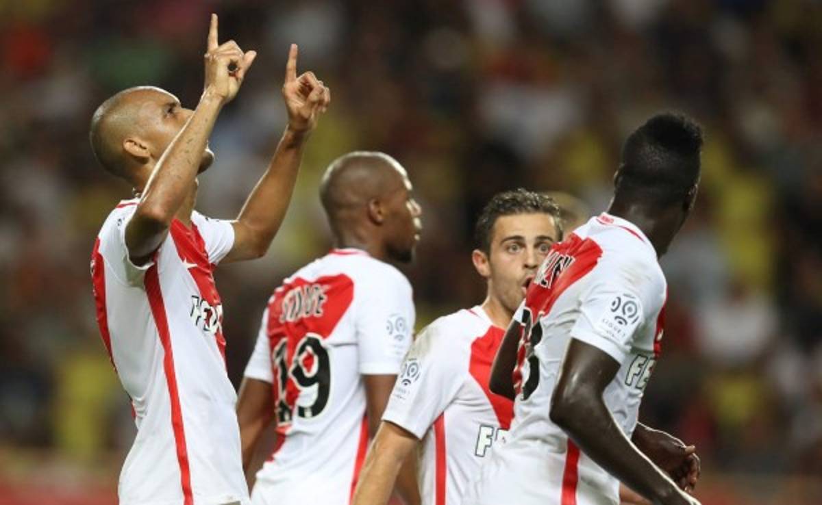 El Mónaco sorprende al PSG y se mantiene en el liderato de la Liga de Francia 