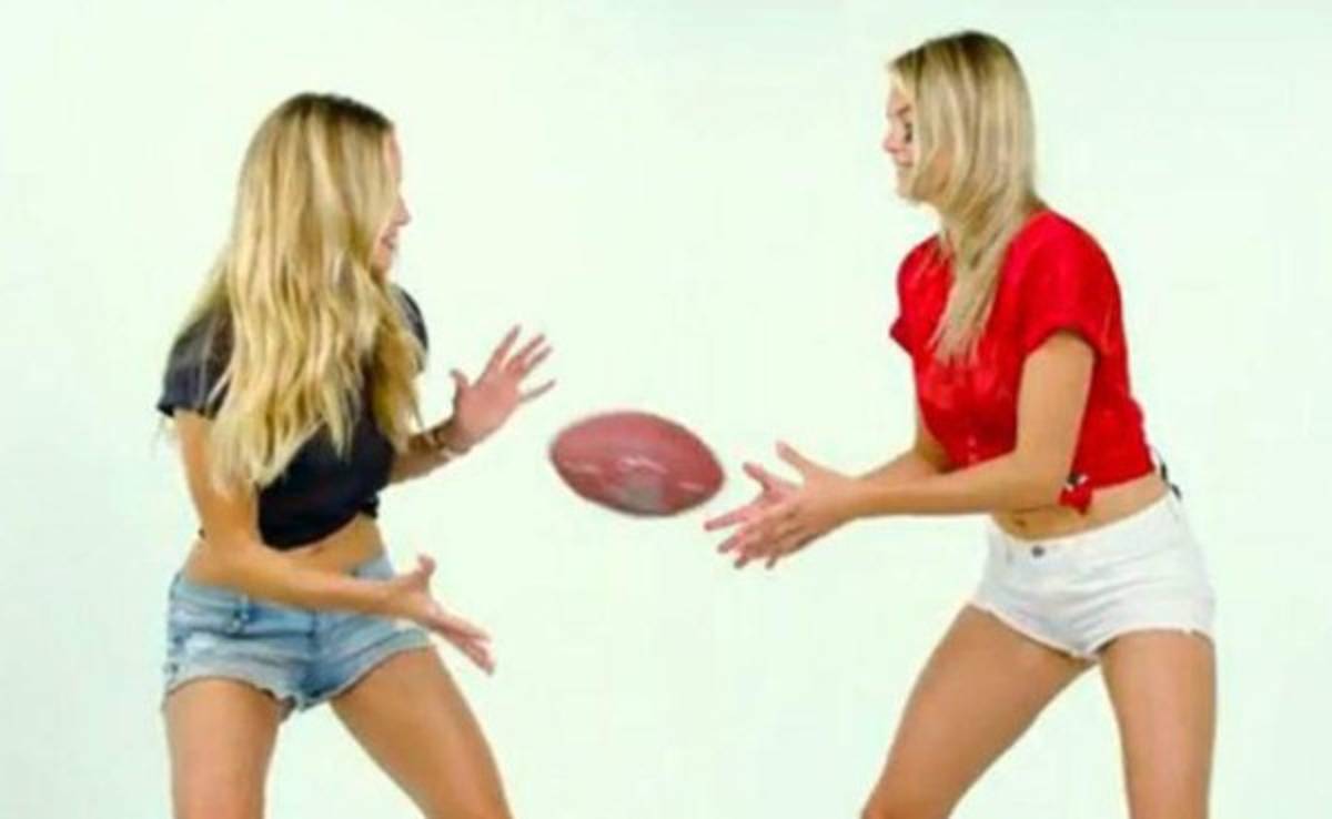 VIDEO: Supermodelos recrean famosas celebraciones de NFL