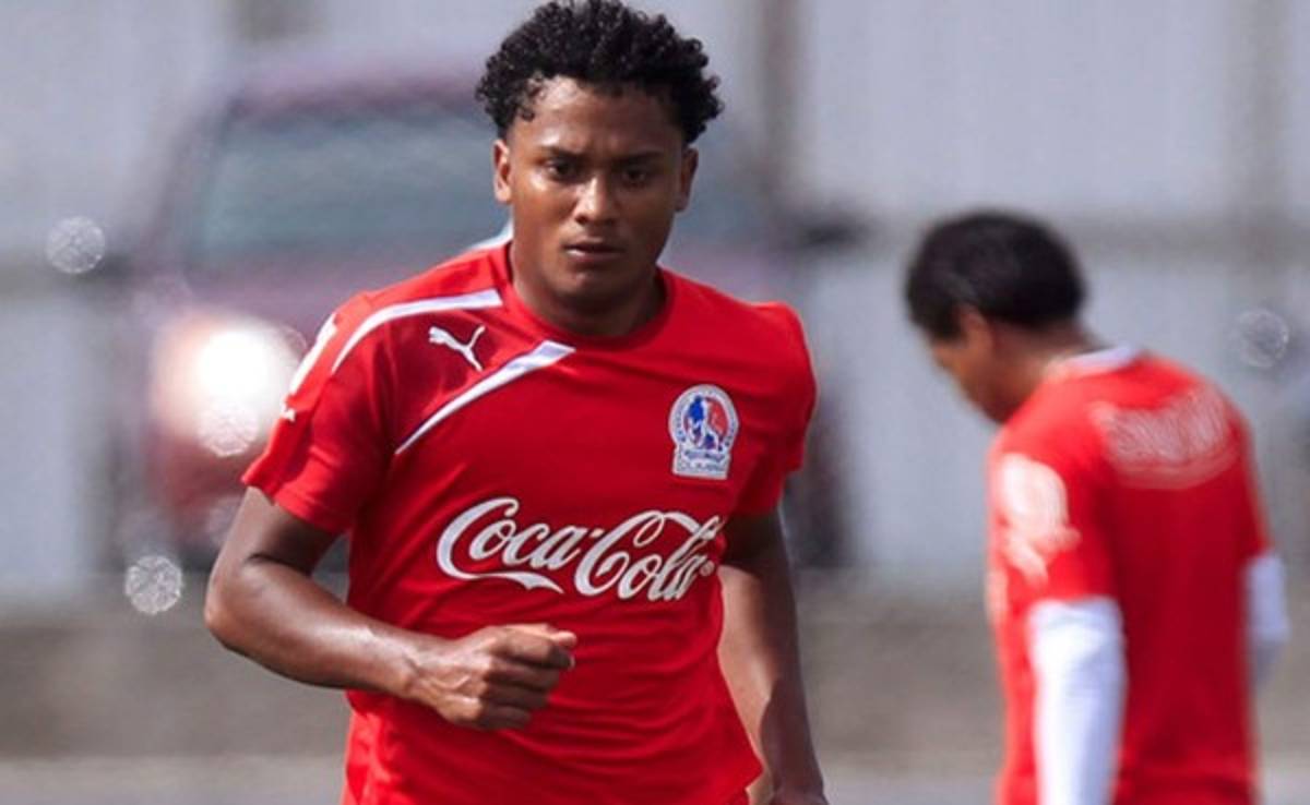 Ever Alvarado: 'Dejamos ir la 30 el torneo pasado y este será importante levantarla'