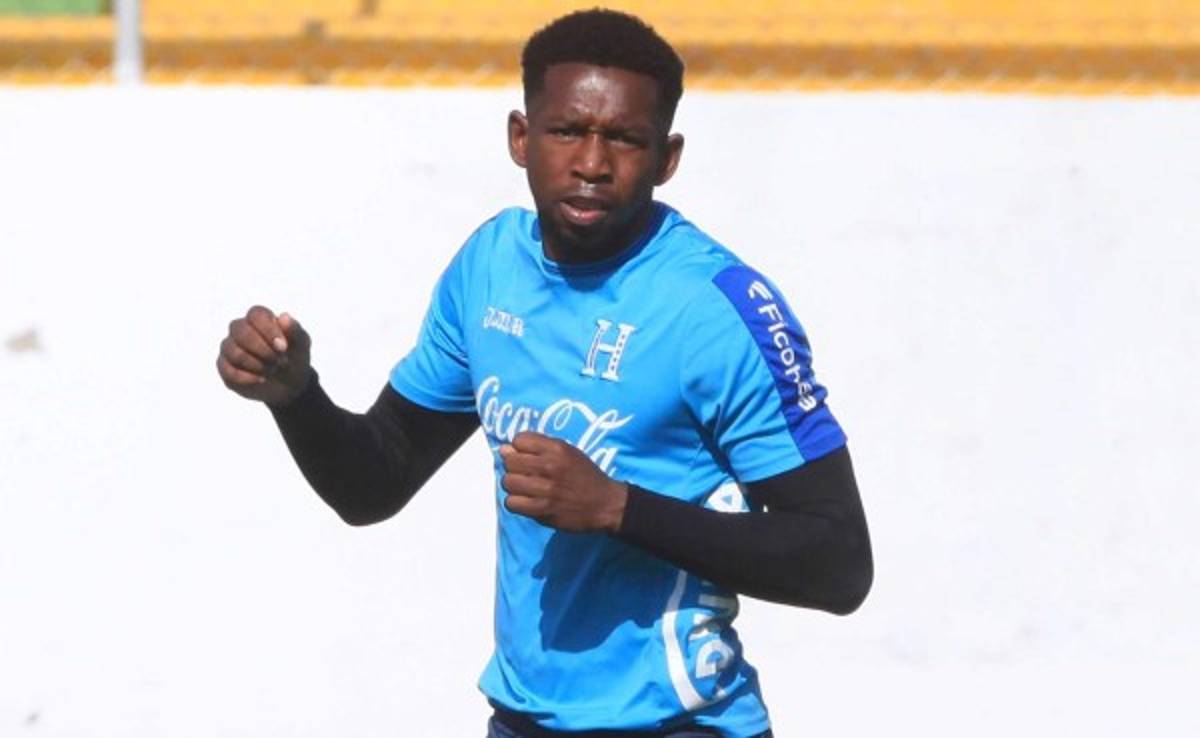 Jhonny Palacios: 'Todo jugador se entrega para estar en la Selección'