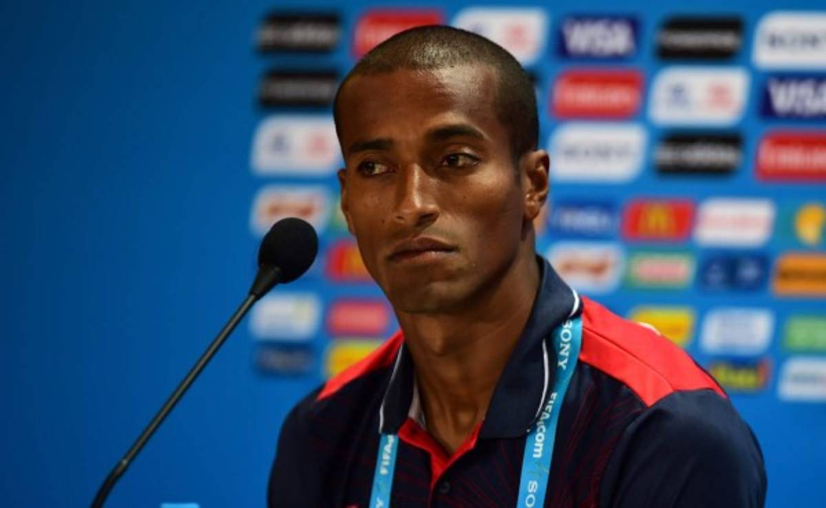 Costa Rica descarta por lesión a defensa Roy Miller