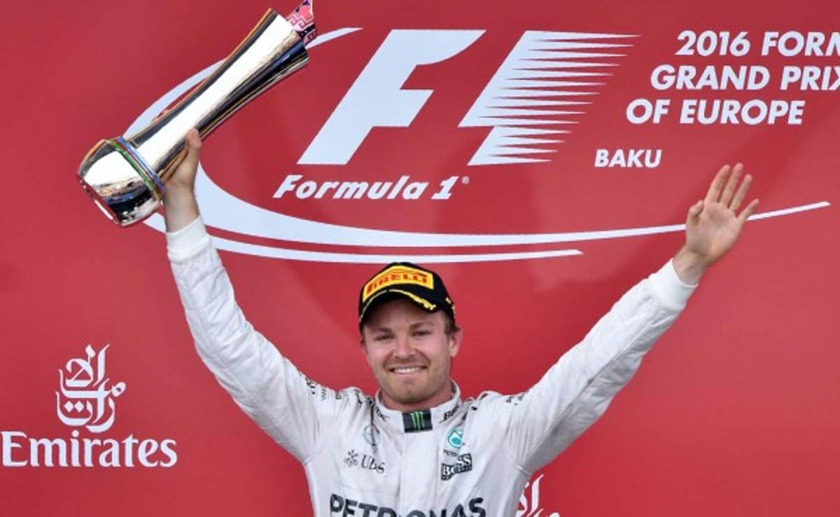 Nico Rosberg se lleva el Gran Premio de Bakú y fortalece su liderato