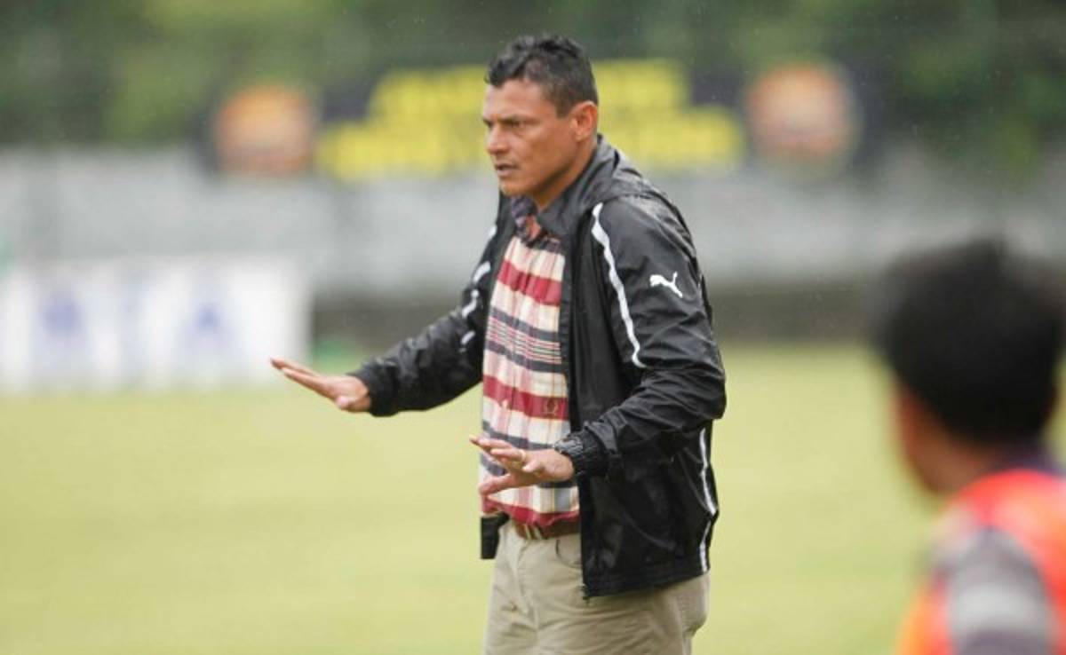 Emilio Umanzor: 'Hay un reglamento para nosotros y otro para los demás”