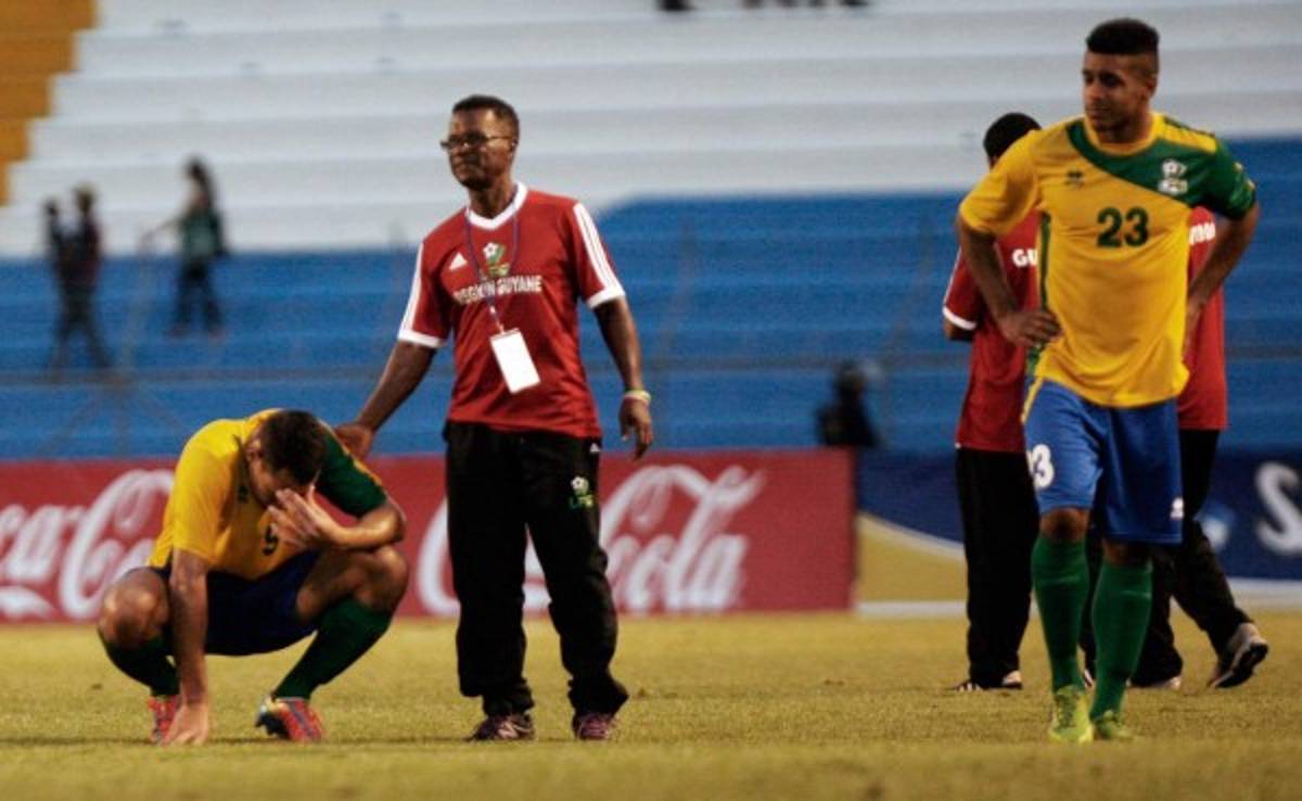 Frustración en Guayana Francesa por eliminación en repechaje