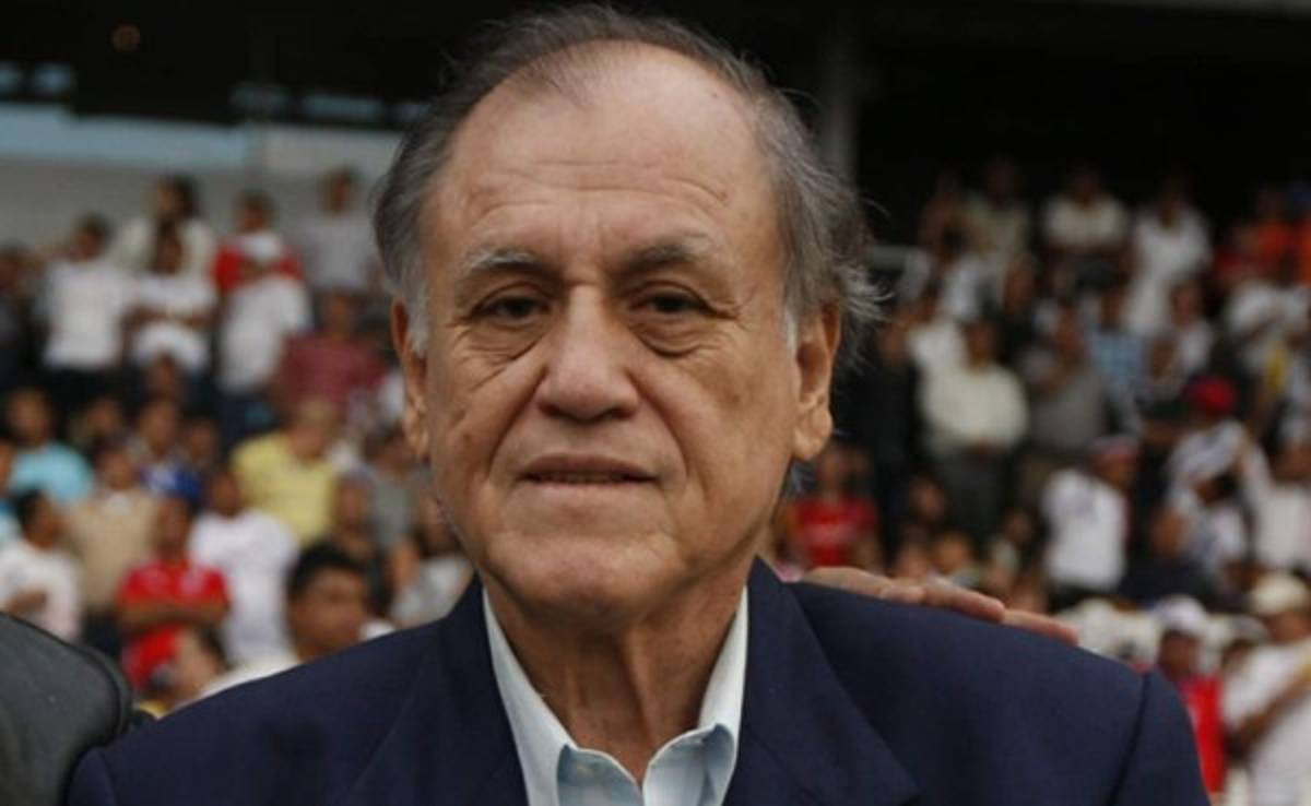 Chelato Uclés: 'El Victoria es el equipo que peligra para descender'