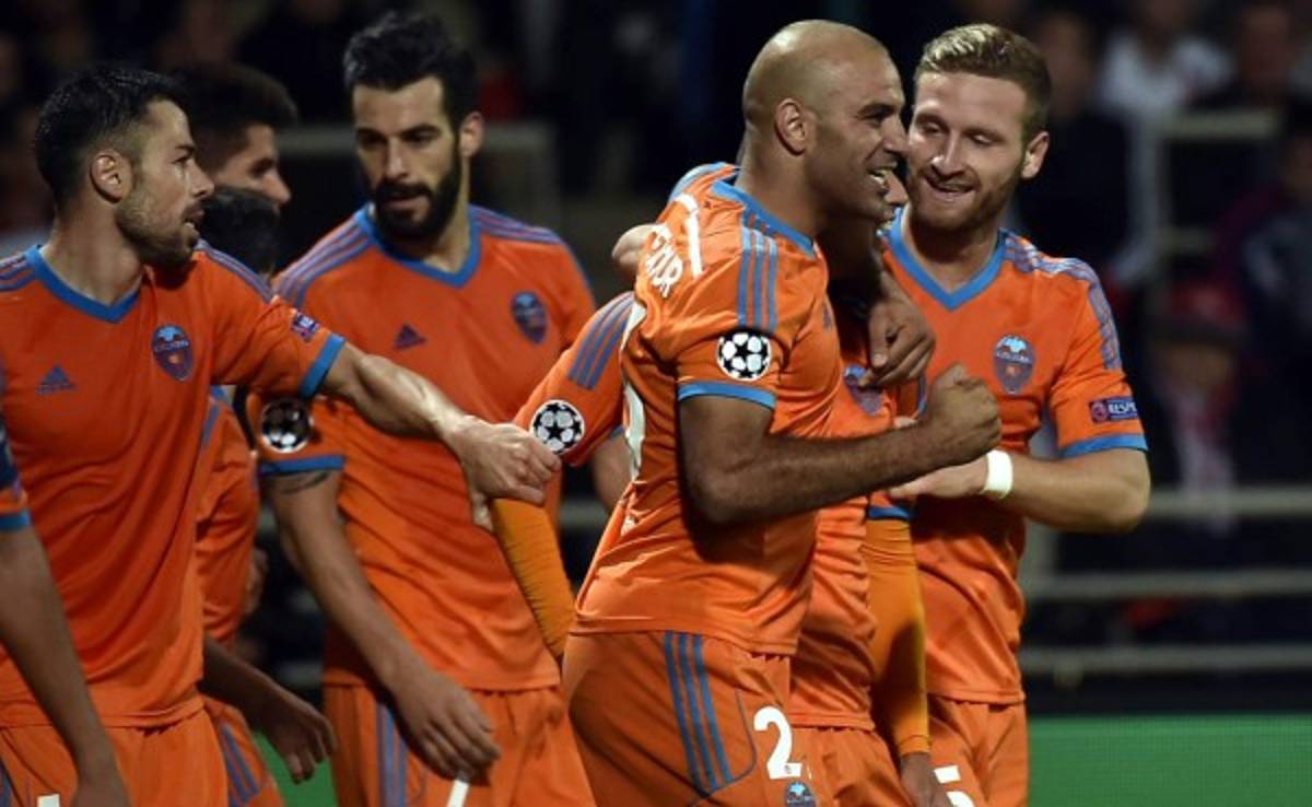 Valencia se impone por la mínima en su visita al Lyon