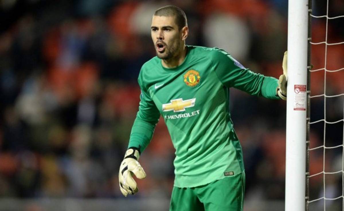 Víctor Valdés confirma su salida del Manchester United