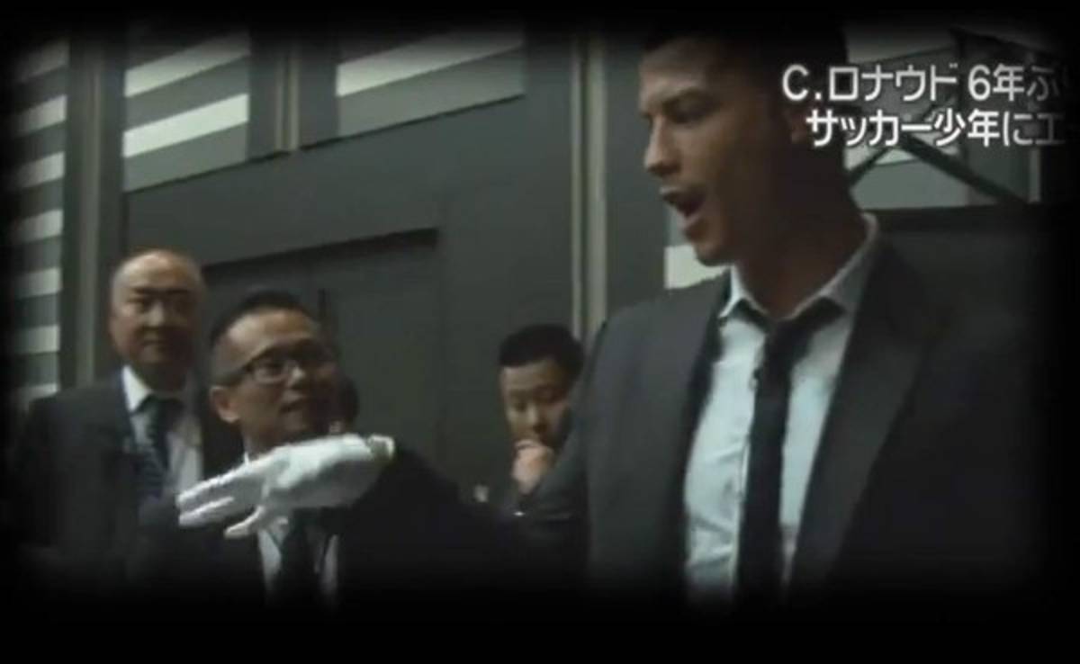 VIDEO: Cristiano Ronaldo imita a Michael Jackson