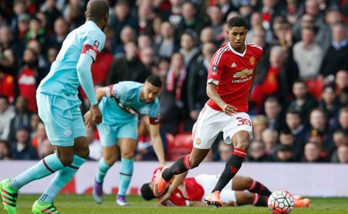 Martial salva al Manchester United que jugará el desempate con el West Ham