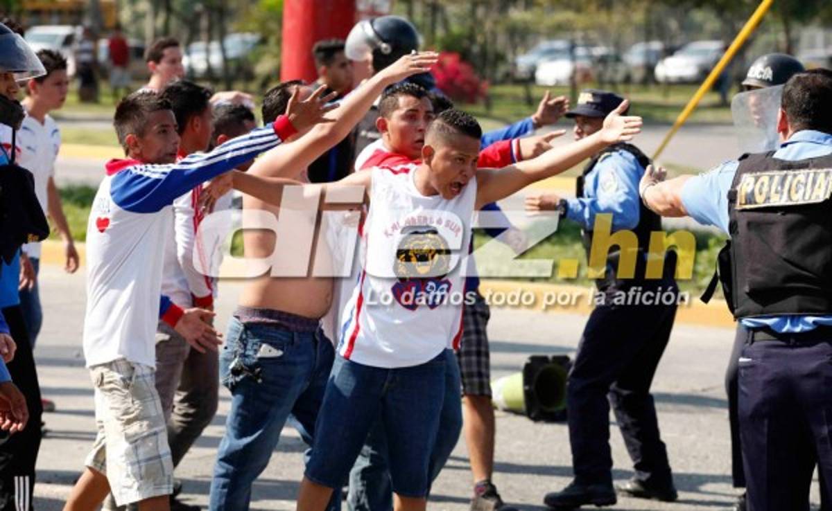 Relato de aficionado: 'A mi compañero lo agarraron entre 10 a patadas'