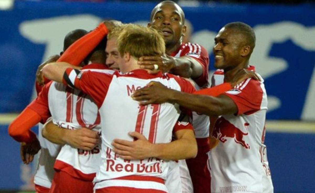 Red Bulls receta paliza al Dallas FC con Maynor Figueroa como titular