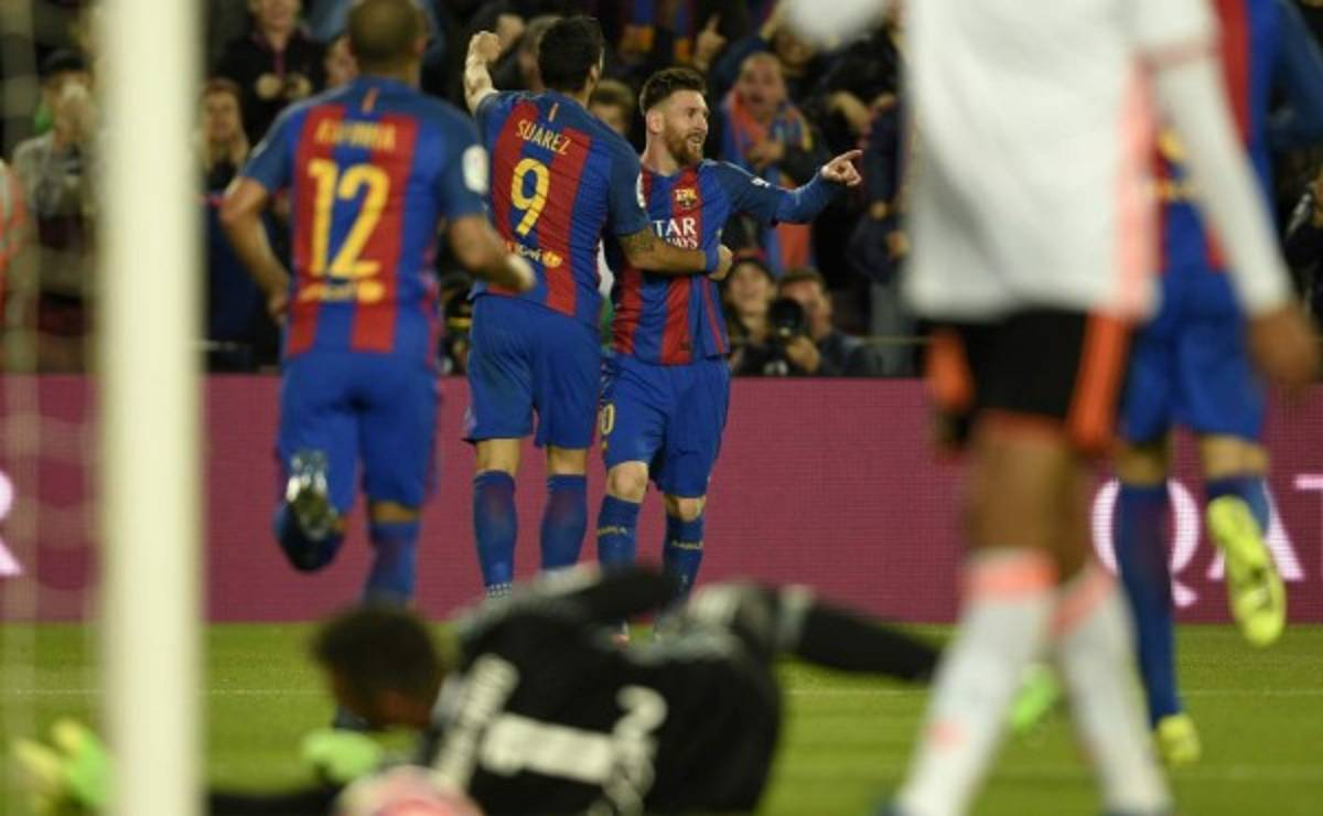 Barcelona presiona al Madrid en la tabla y Messi se consolida en el goleo