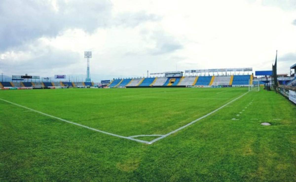 Las mejores gramillas del fútbol centroamericano