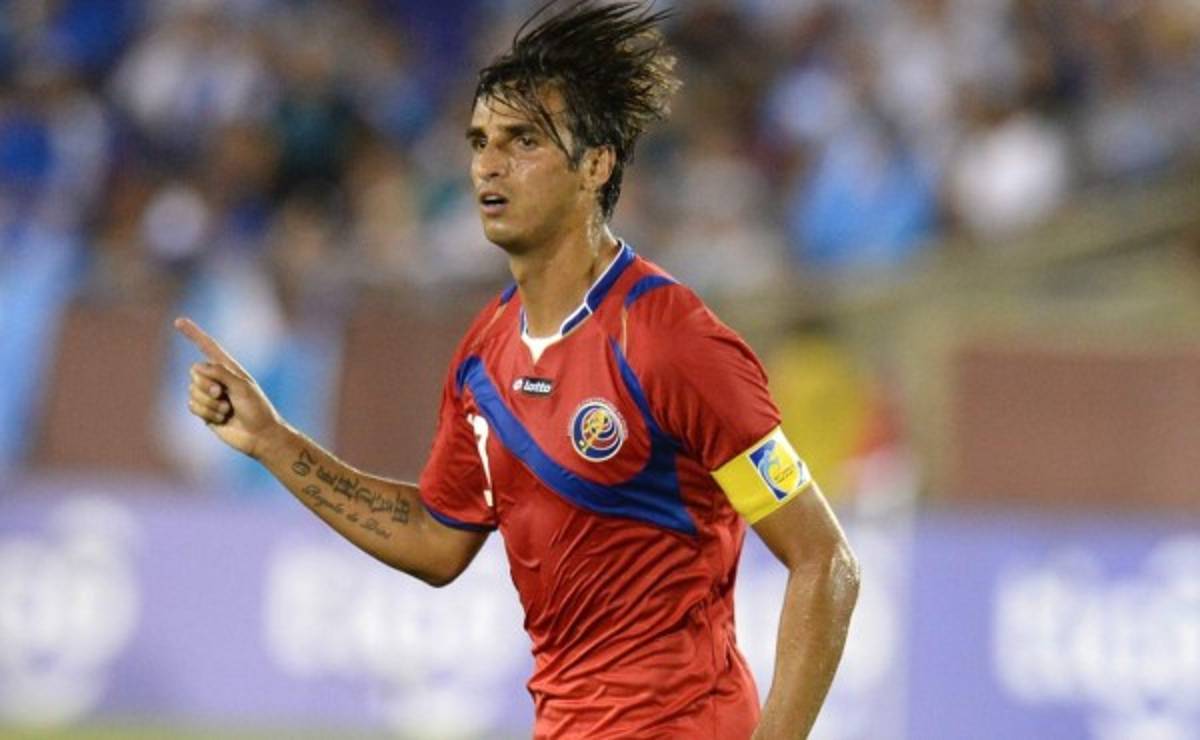 Bryan Ruiz: 'Tenemos muchos jugadores que van a dar pelea”