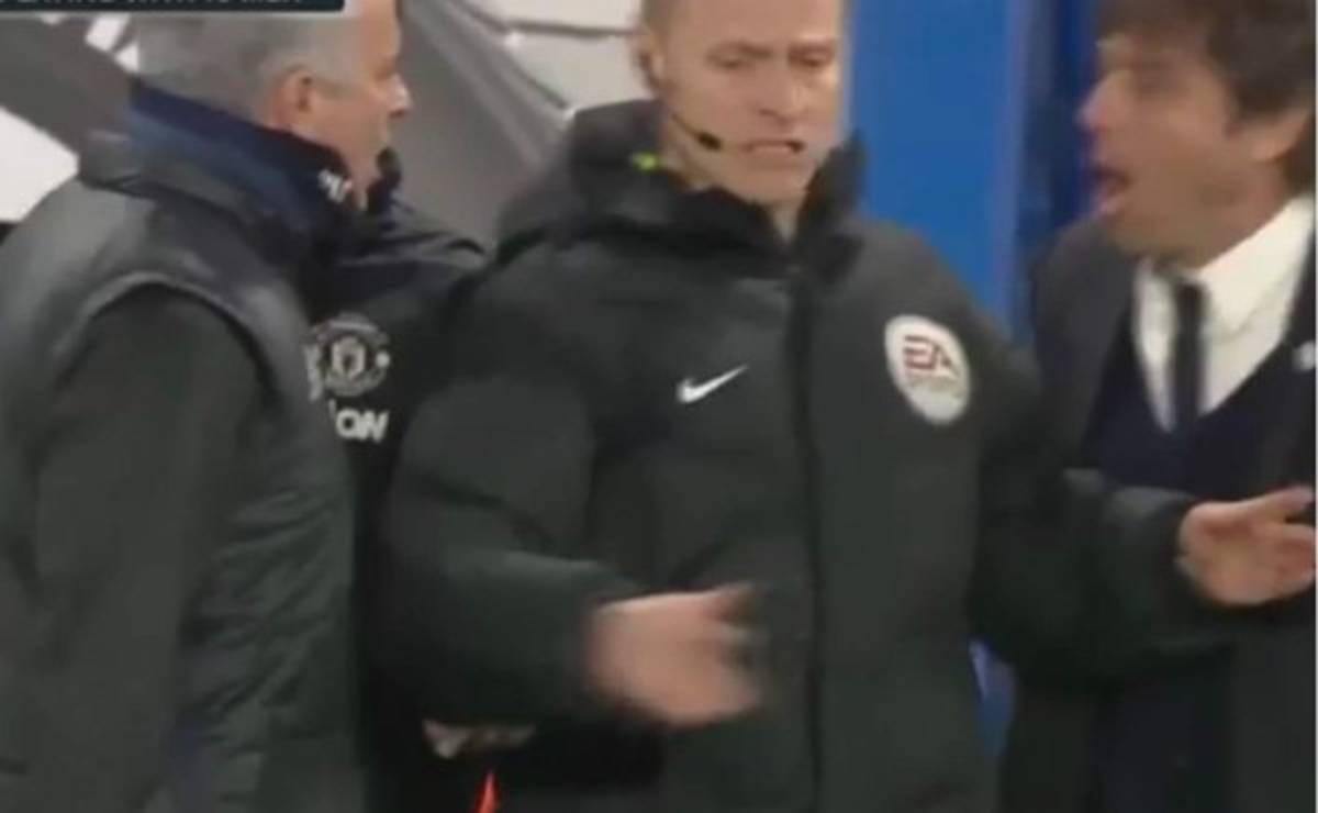 Video: Terrible bronca entre Mourinho y Conte en el Chelsea-United