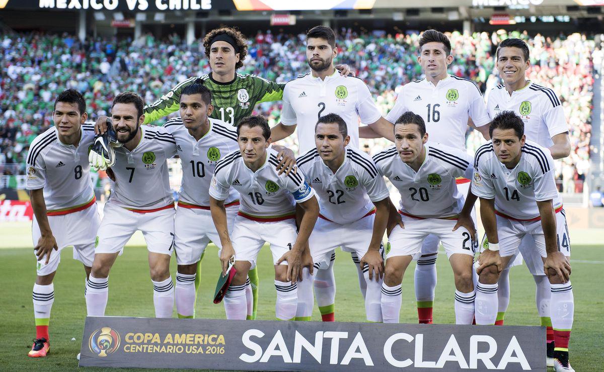 Copa América: Claudio Bravo destapa cómo Chicharito Hernández le pidió clemencia en el 7-0 de Chile ante México
