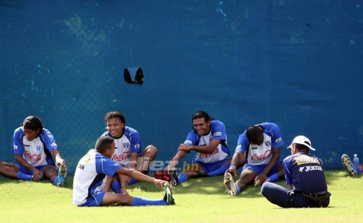 Edy Vásquez: El auto desecho donde murió, su contagioso baile, el llanto desconsolado de Emilio Izaguirre y su título con Motagua