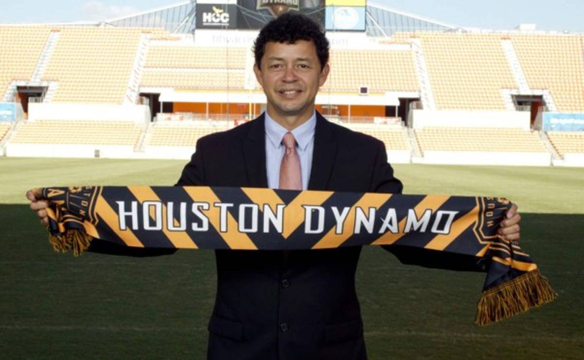 Wilmer Cabrera es nombrado nuevo técnico del Houston Dynamo de Boniek García