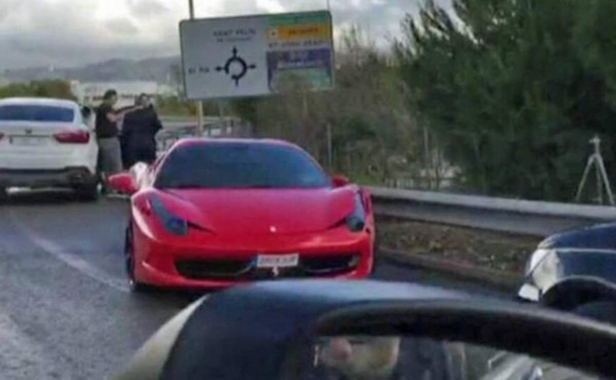 ¡Susto! Neymar sufre accidente en su Ferrari previo al duelo en Anoeta