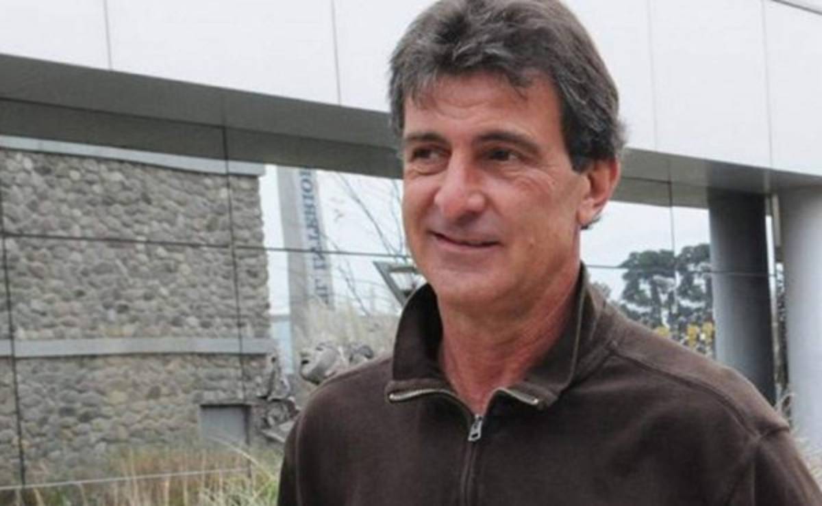 Mario Kempes: 'Si esta es la selección de Messi y sus amigos, que lo demuestre'