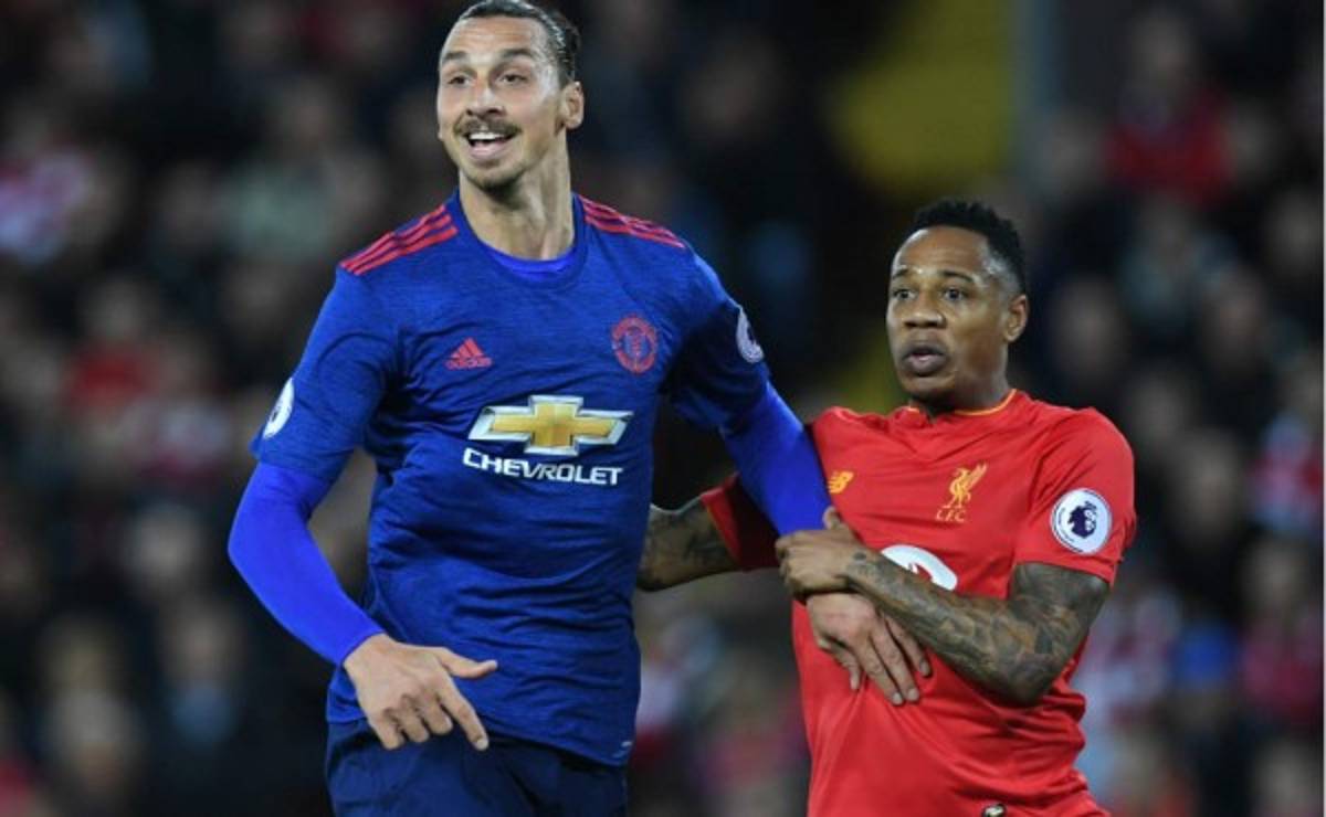 Manchester United sigue sin ver la luz y empata en Anfield con el Liverpool