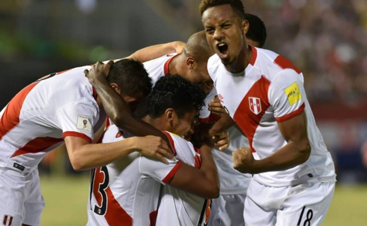Perú goleó a Paraguay y recupera la ilusión en las eliminatorias de Conmebol
