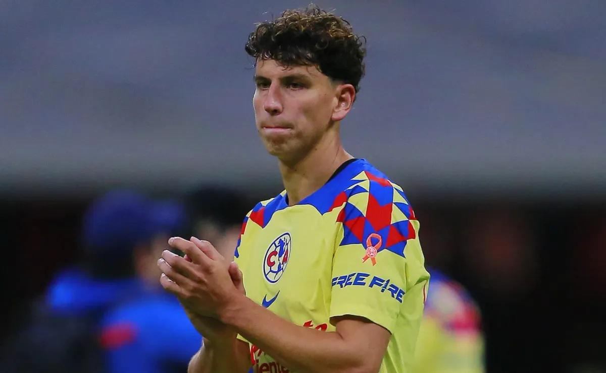 Futbolista de América se engancha con David Faitelson y el polémico periodista responde: “Bájense de la nube”