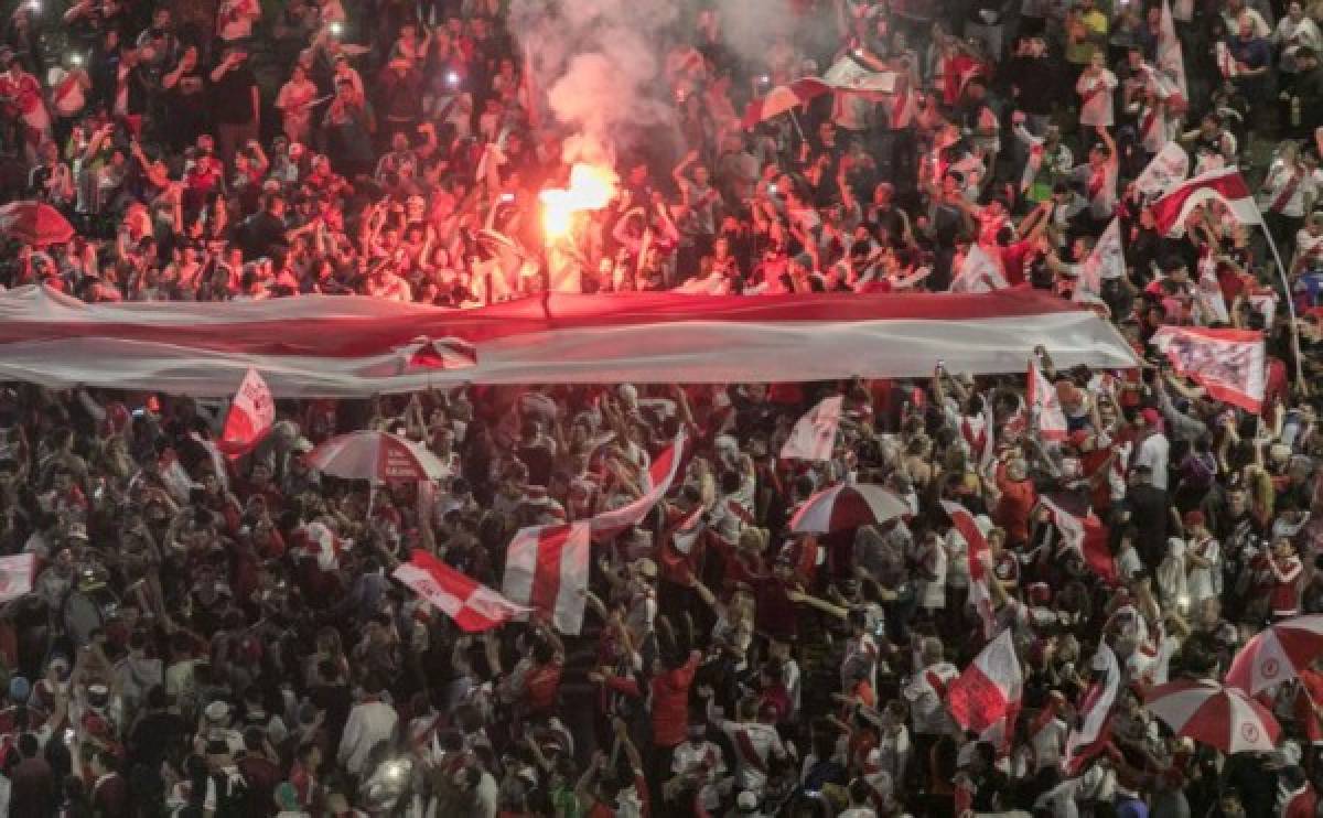 Balas, violencia y desaparecidos: festejo de afición de River termina en batalla campal