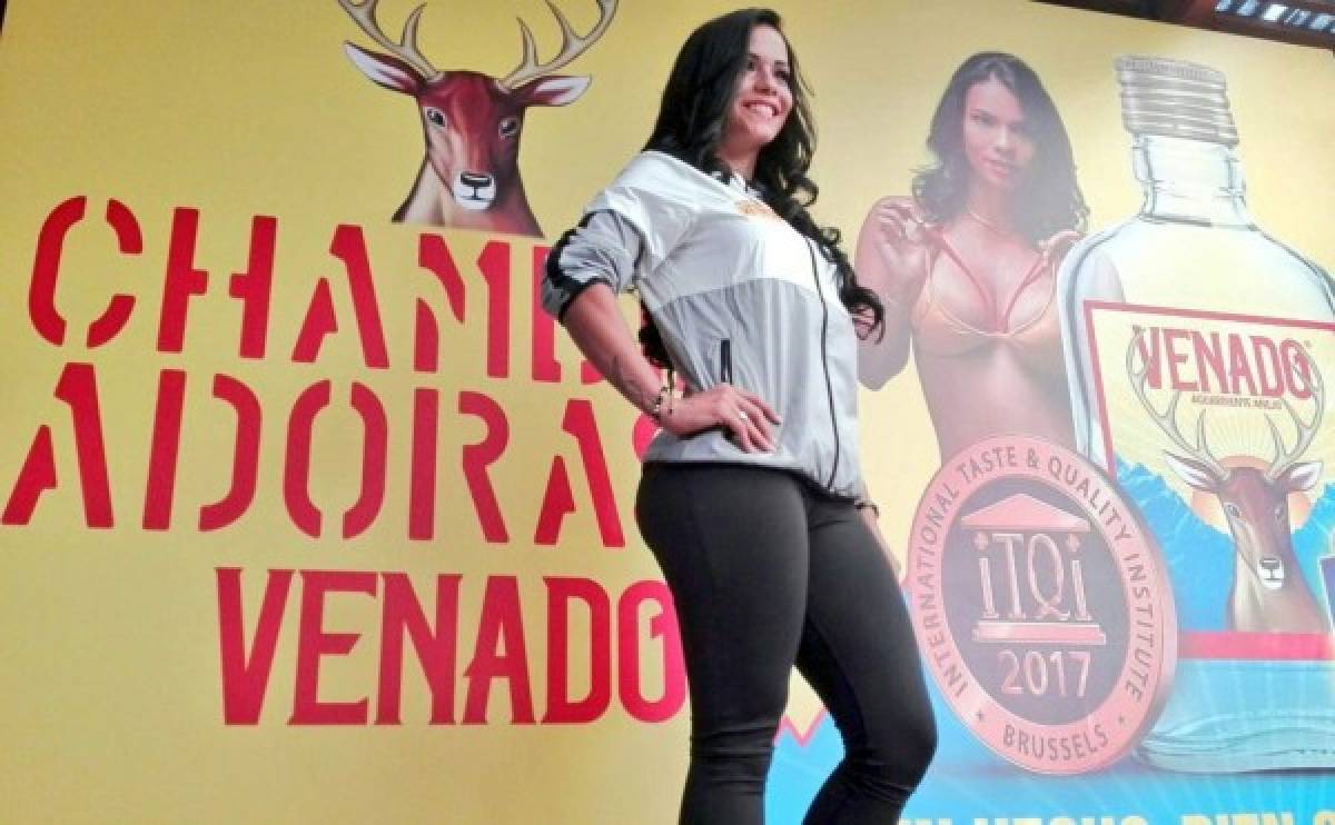 Laura Bariatti, la exfisioterapeuta del Suchitepéquez que deslumbró en carnaval en Guatemala