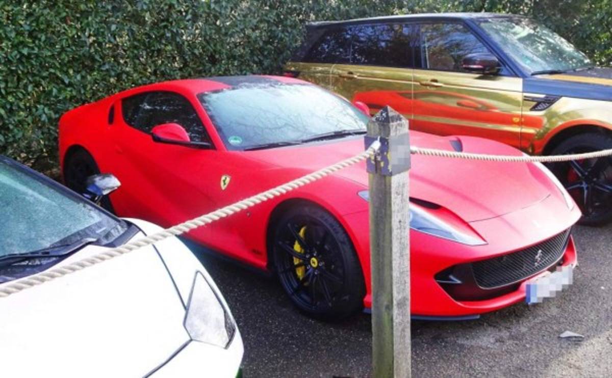 La colección de autos de Pierre-Emerick Aubameyang valorada en 26,600,000 millones de lempiras