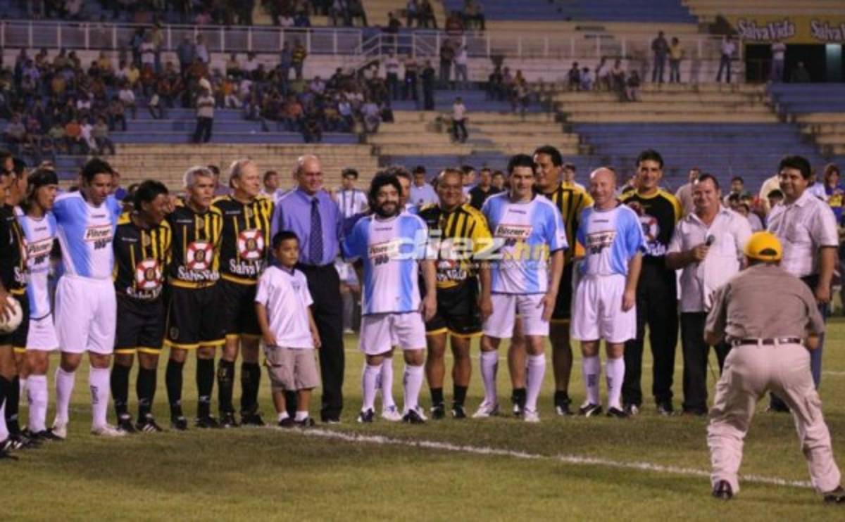 La visita inolvidable de Diego Maradona en Honduras 14 años antes de su muerte