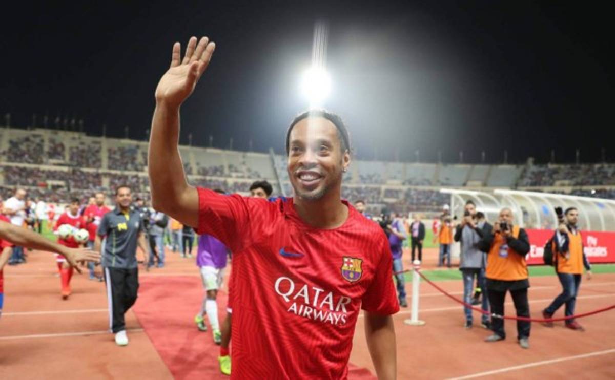 Fotos: Así lucen las leyendas del Real Madrid y Barcelona que jugaron en Líbano