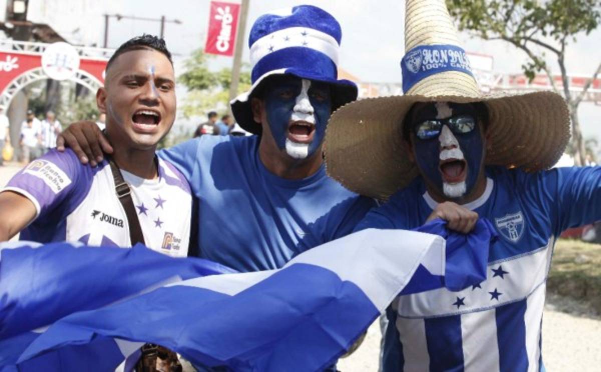 ¡Honduras-Panamá! Las mejores imágenes del ambiente en el estadio Olímpico