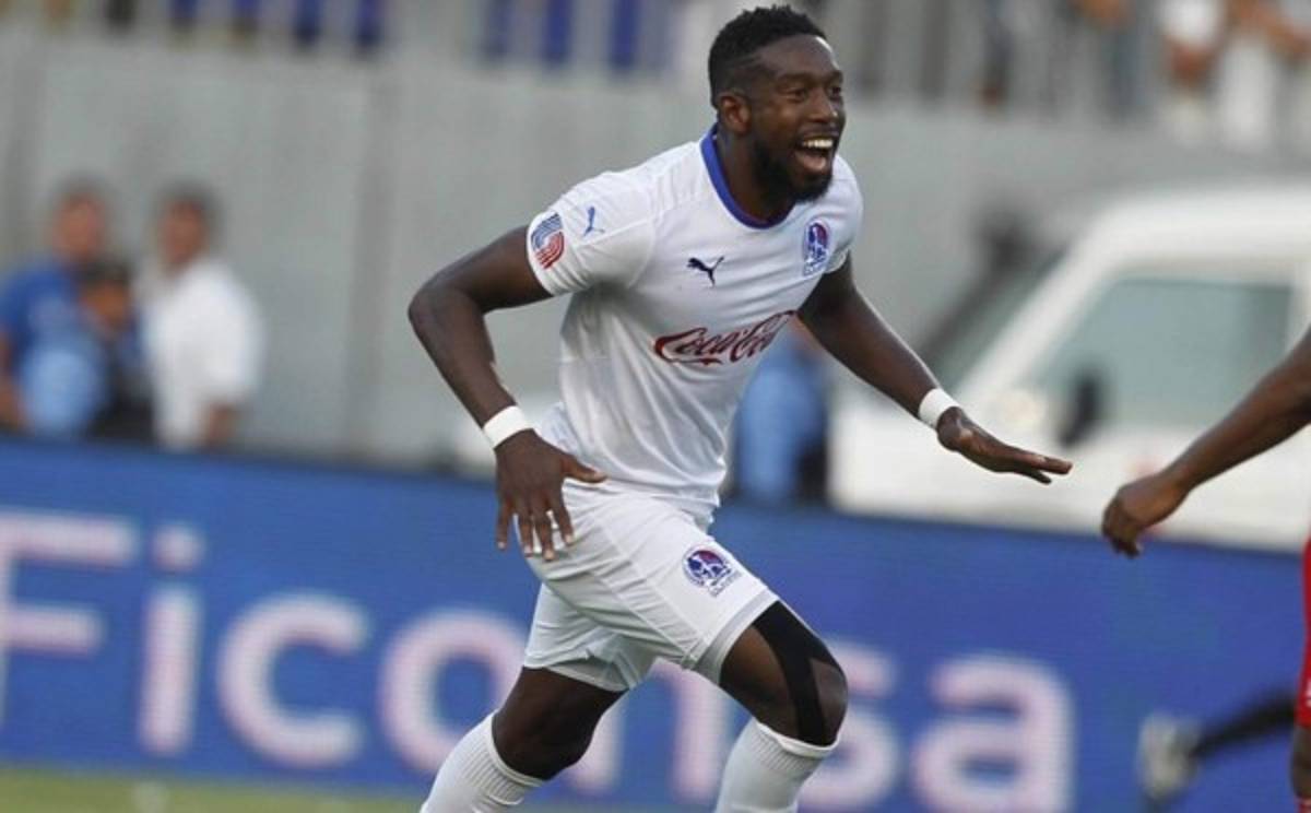 Futbolistas hondureños que ya merecen una oportunidad en el extranjero