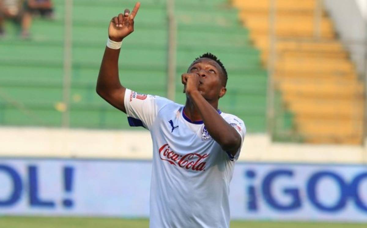 Futbolistas hondureños que ya merecen una oportunidad en el extranjero