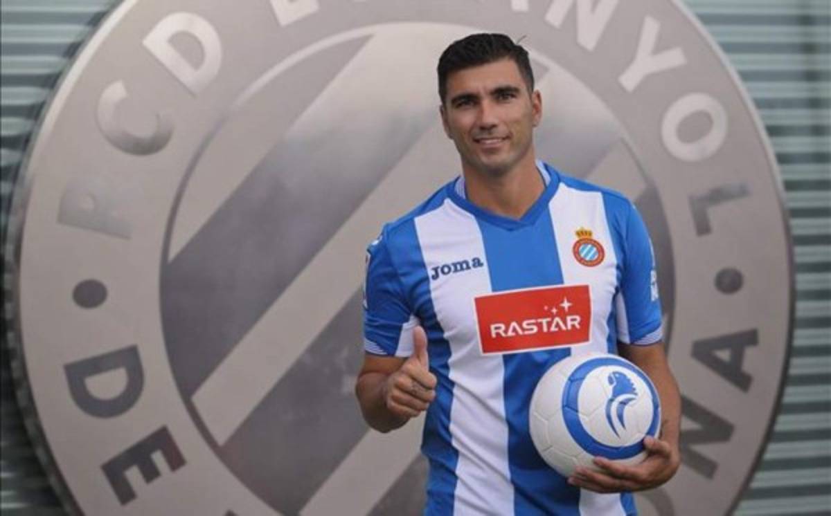 Los futbolistas que creíste que ya estaban retirados, pero siguen activos en ligas exóticas