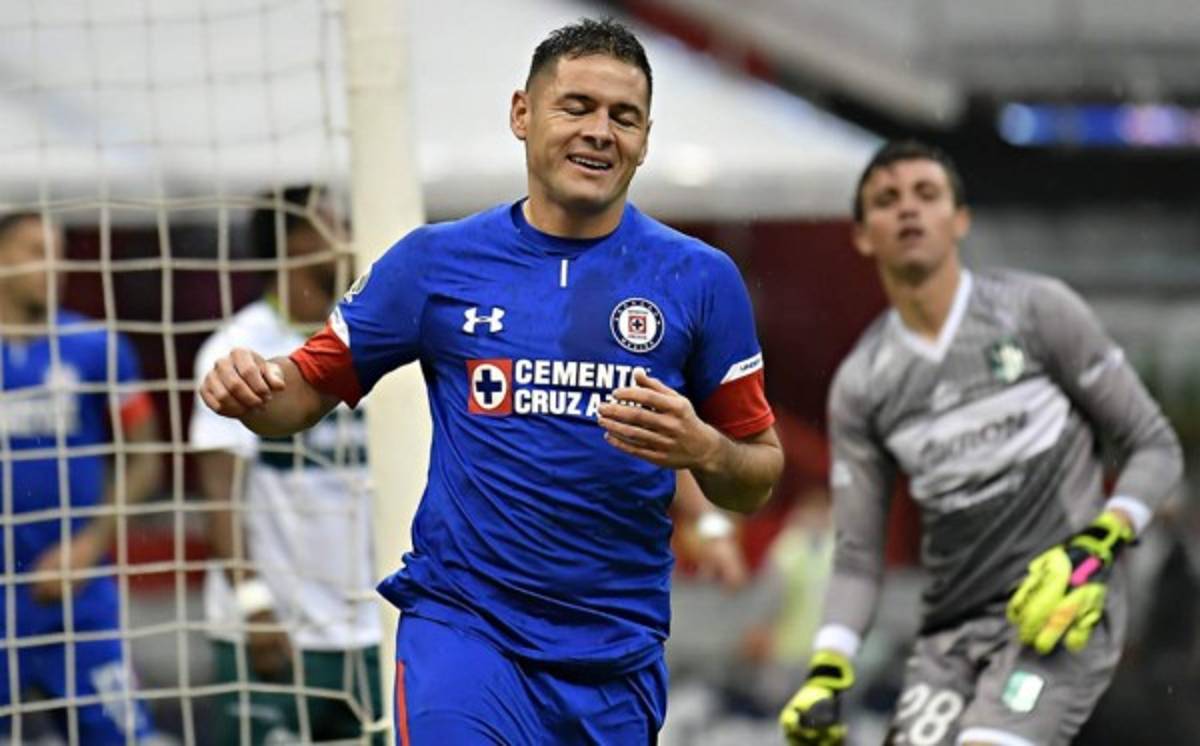 11 IDEAL: El hondureño Michaell Chirinos entre los mejores jugadores de la fecha 17 en la Liga MX