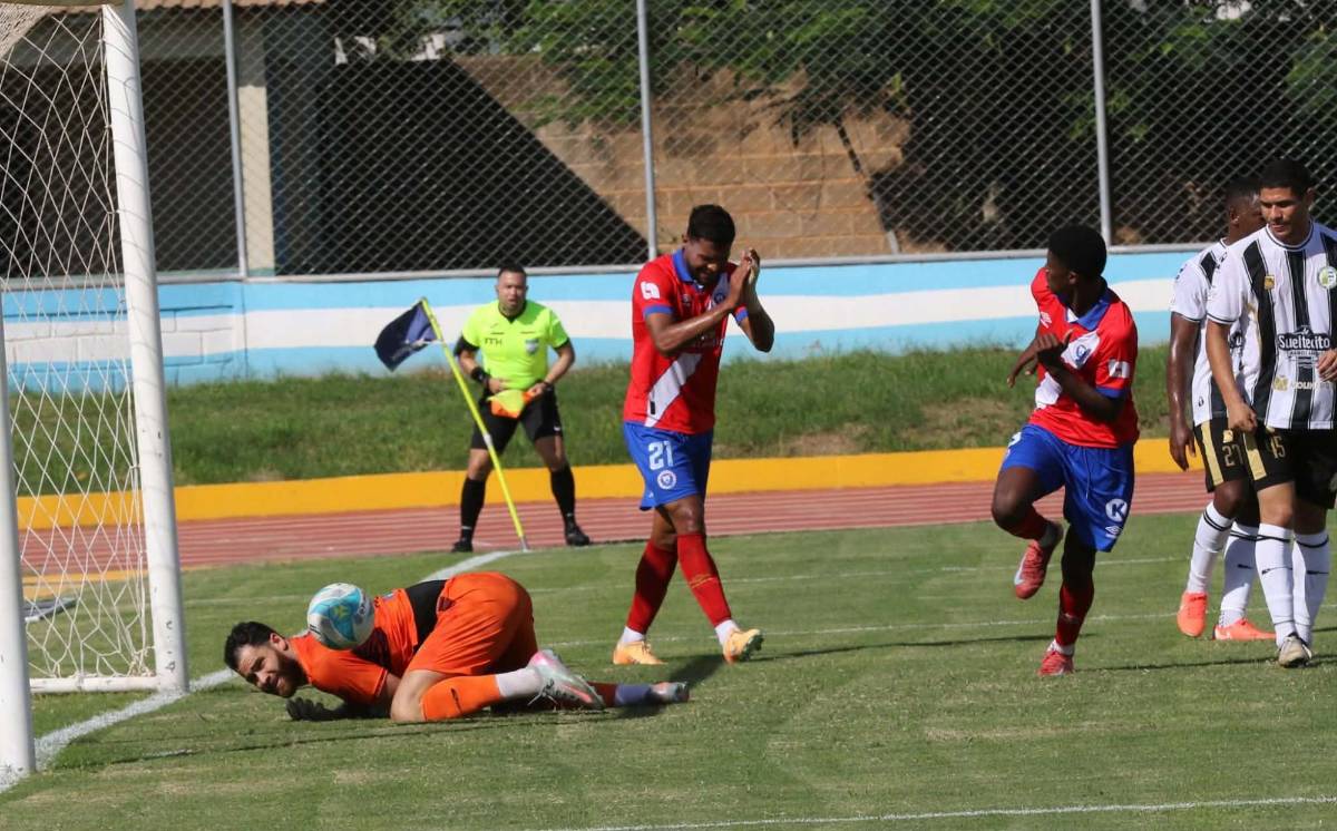 ¿Quién era la linda colocha? Fichaje esperado en Olimpia y el calor afectó a jugador
