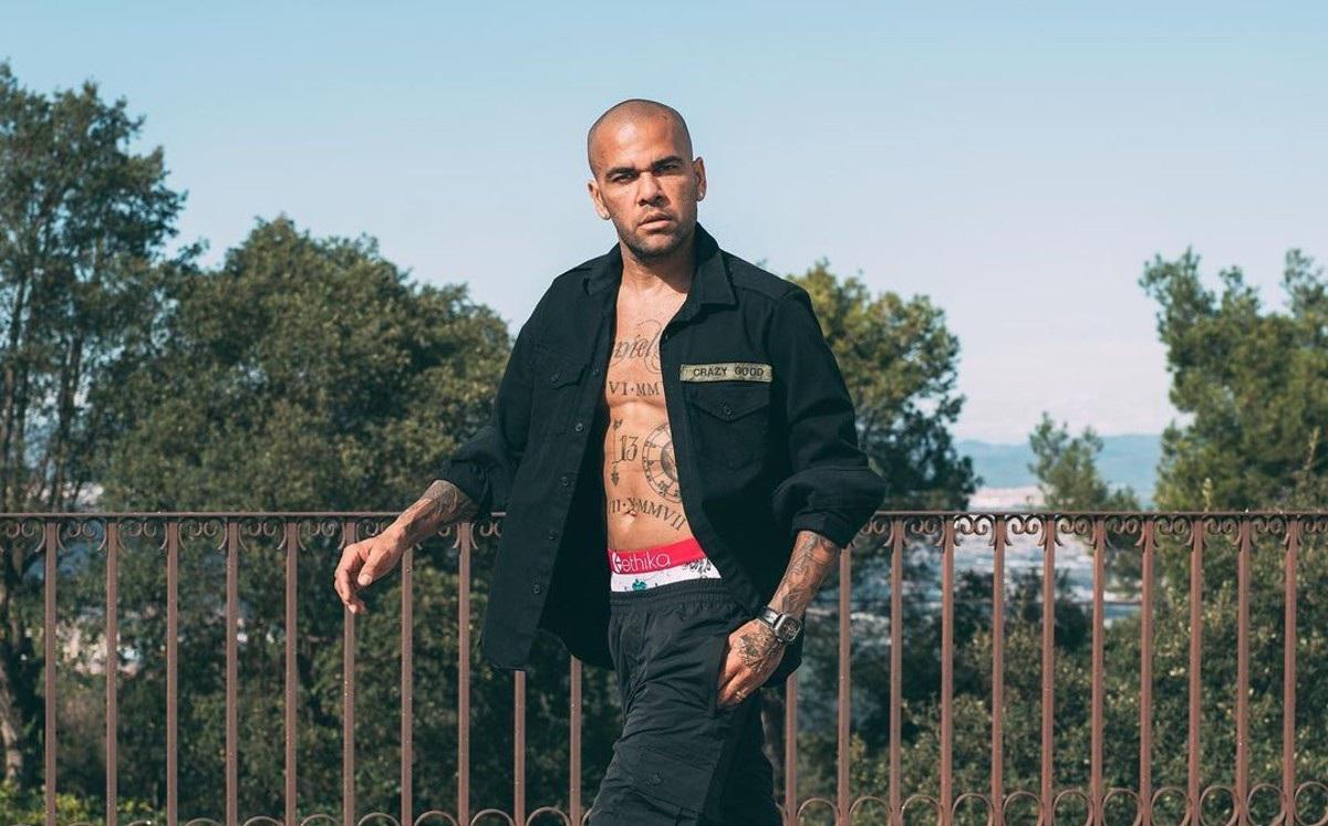La forma en que Dani Alves gastó su fortuna ¿Cuál fue su máximo sueldo y cuánto dinero tiene?