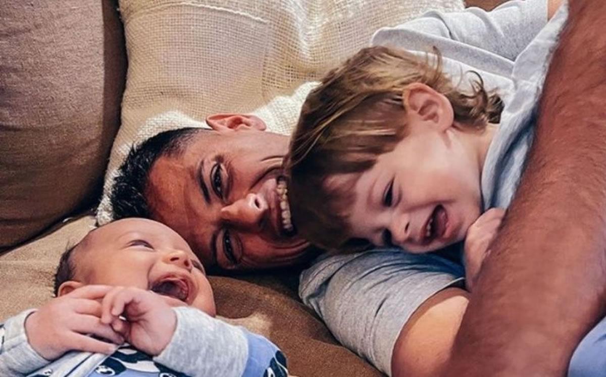 La deuda millonaria de Chicharito por su divorcio: Tengo que pagarla todos los años