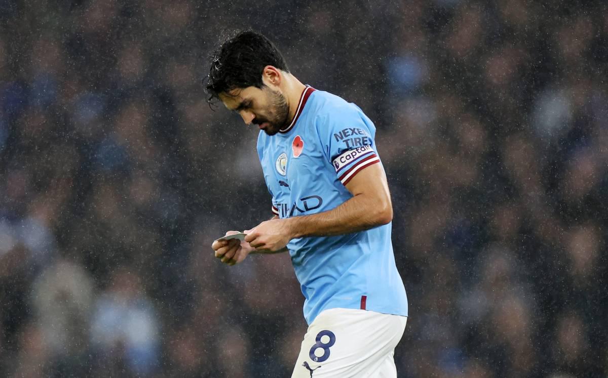 Gundogan termina contrato con el City y llegaría gratis al FC Barcelona.