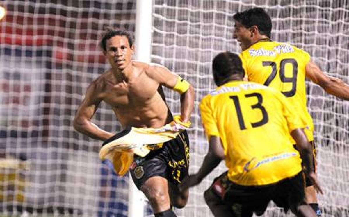 Los héroes: ¿Quiénes decidieron los títulos en las finales entre Olimpia y Real España?