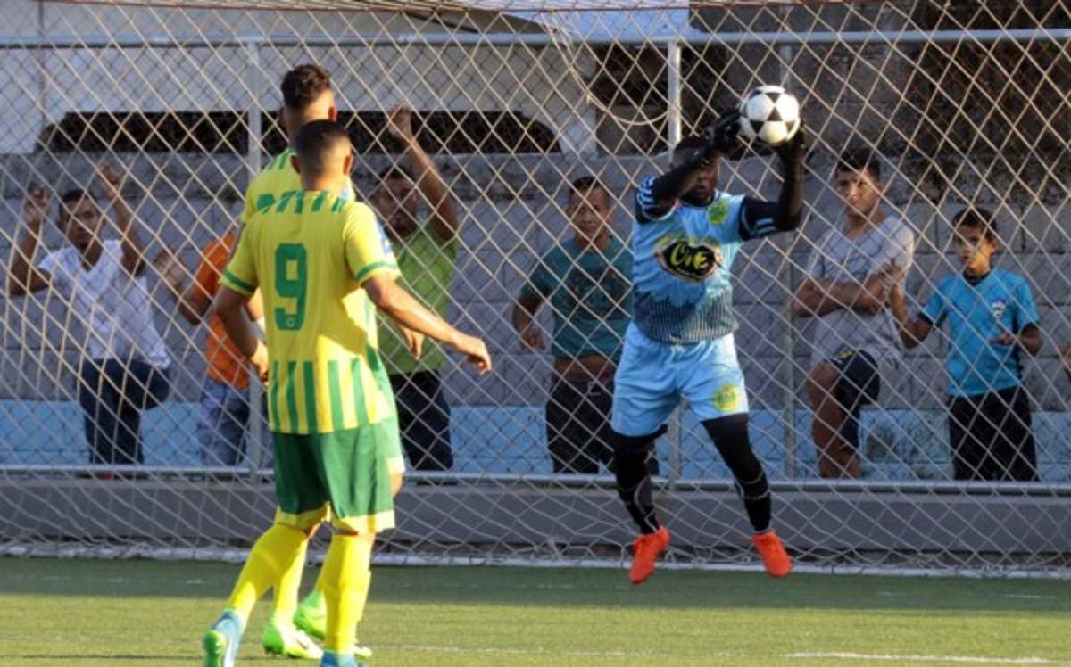 EN FOTOS: ¡Así se vive el Ascenso en el fútbol de Honduras!