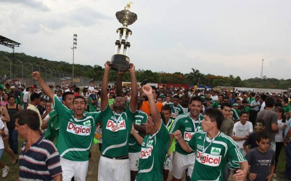 Se podría sumar uno más: Clubes hondureños que ascendieron a Liga Nacional y luego desaparecieron