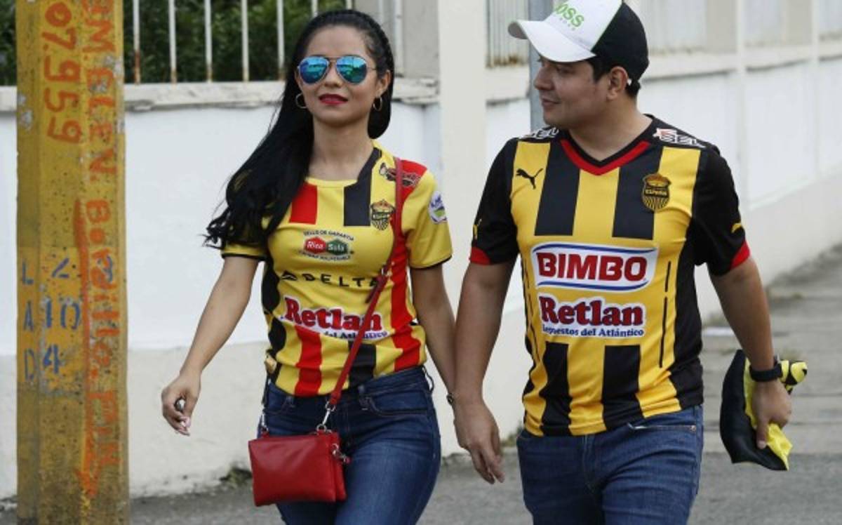 FOTOS: La belleza se robó el show en la semi entre Real España y Marathón