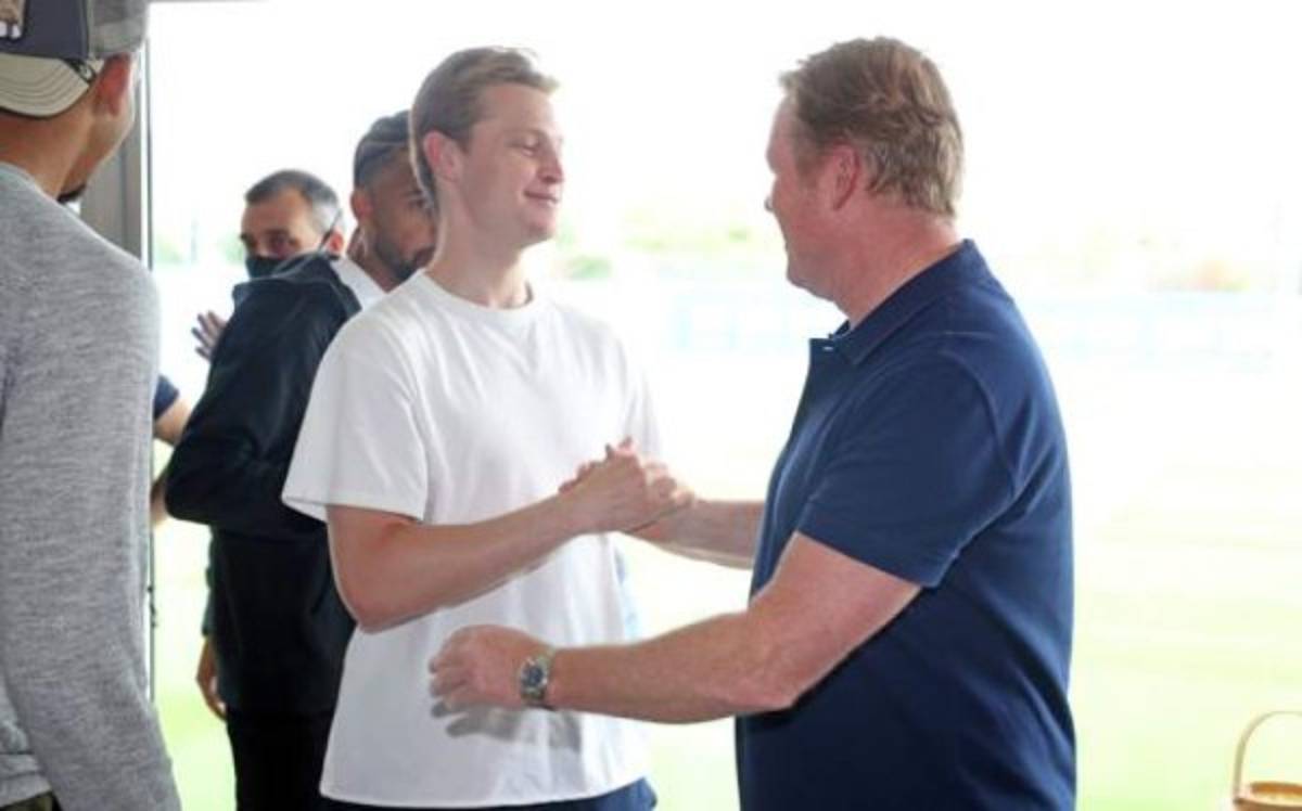 ¿Quién fue el acompañante de Messi?: Así fue la última reunión del Barcelona para despedir la temporada  