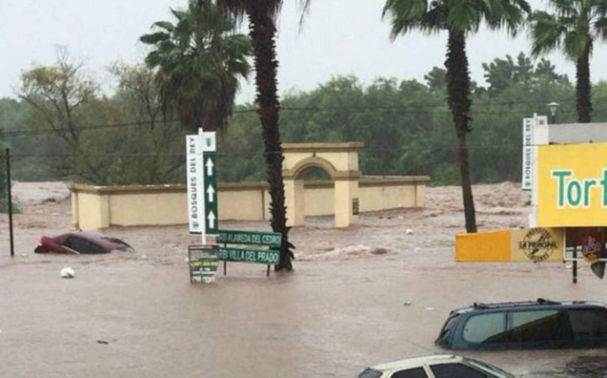 Fuerte tormenta en Culiacán causa estragos e inunda el estadio de Dorados