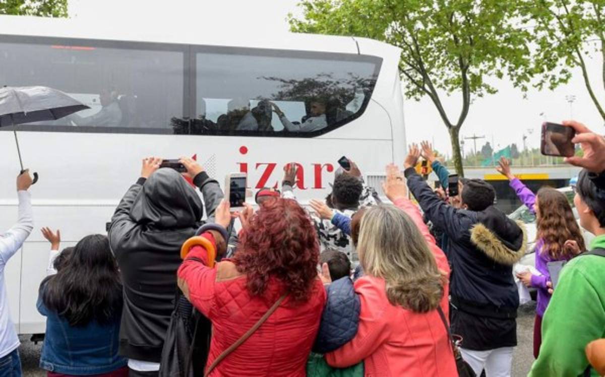 Ambientazo: Hondureños presentes en el Camp Nou para el Barcelona contra Real Madrid